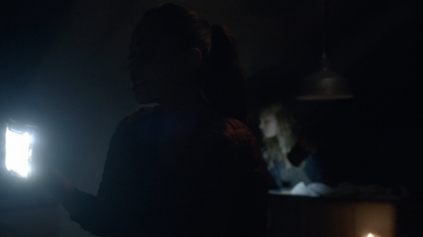 The 100 His Sisters Keeper Season One Episode Six-727

