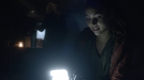 The 100 His Sisters Keeper Season One Episode Six-705
