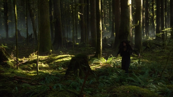 The 100 His Sisters Keeper Season One Episode Six-649
