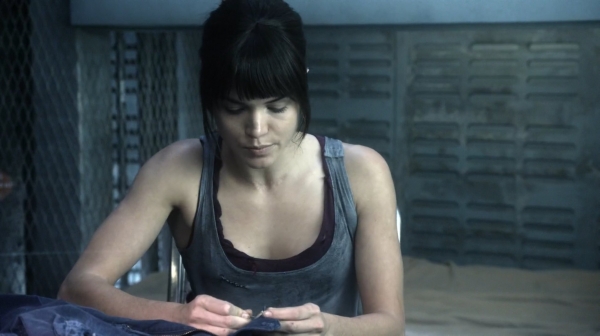 The 100 His Sisters Keeper Season One Episode Six-624

