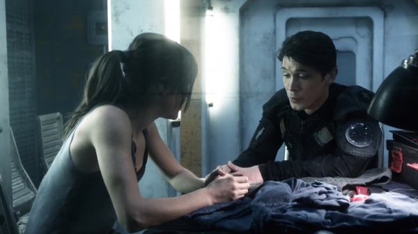 The 100 His Sisters Keeper Season One Episode Six-594
