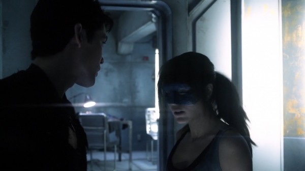 The 100 His Sisters Keeper Season One Episode Six-577
