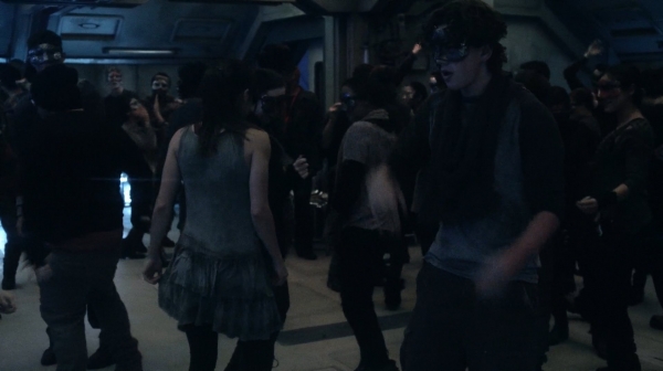 The 100 His Sisters Keeper Season One Episode Six-500
