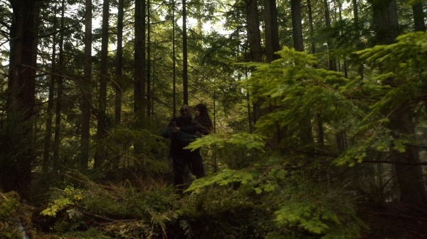 The 100 His Sisters Keeper Season One Episode Six-455
