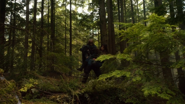 The 100 His Sisters Keeper Season One Episode Six-454
