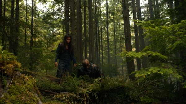 The 100 His Sisters Keeper Season One Episode Six-451
