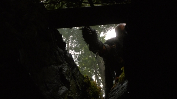 The 100 His Sisters Keeper Season One Episode Six-450
