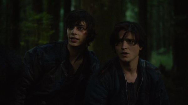 The 100 His Sisters Keeper Season One Episode Six-291
