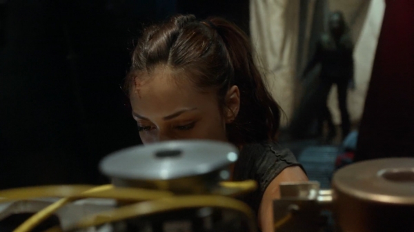 The 100 His Sisters Keeper Season One Episode Six-287

