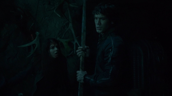 The 100 His Sisters Keeper Season One Episode Six-97
