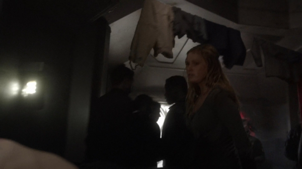 The 100 Season One Episode Seven Contents Under Pressure-1444
