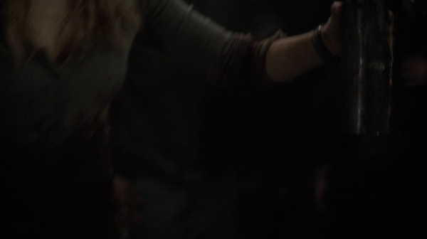 The 100 Season One Episode Seven Contents Under Pressure-1217

