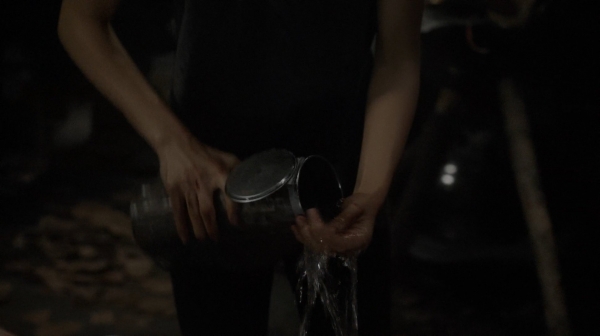 The 100 Season One Episode Seven Contents Under Pressure-1211
