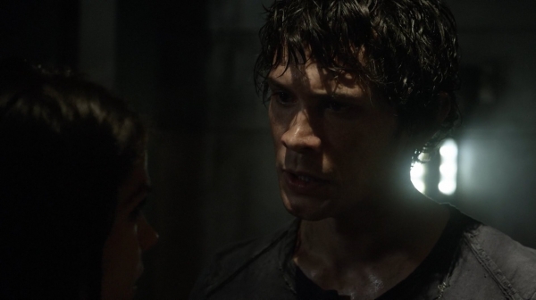 The 100 Season One Episode Seven Contents Under Pressure-1174

