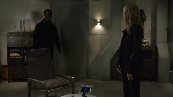 The 100 Season One Episode Seven Contents Under Pressure-1116
