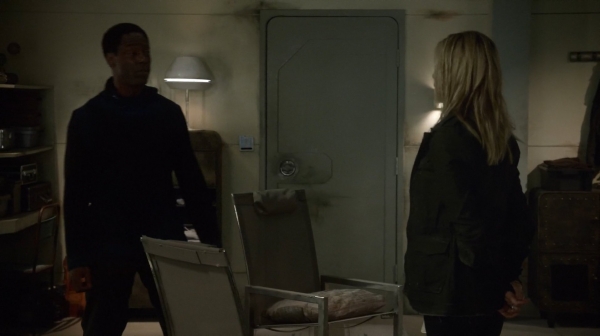 The 100 Season One Episode Seven Contents Under Pressure-1108
