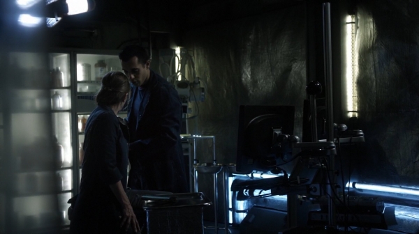The 100 Season One Episode Seven Contents Under Pressure-1049
