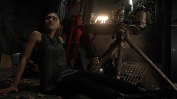 The 100 Season One Episode Seven Contents Under Pressure-986
