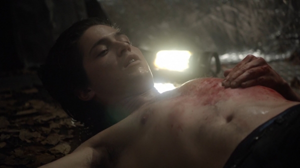 The 100 Season One Episode Seven Contents Under Pressure-984
