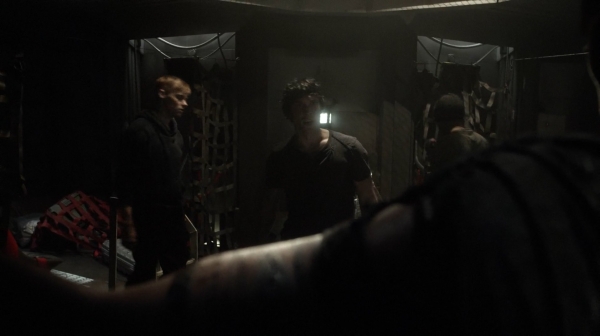 The 100 Season One Episode Seven Contents Under Pressure-974

