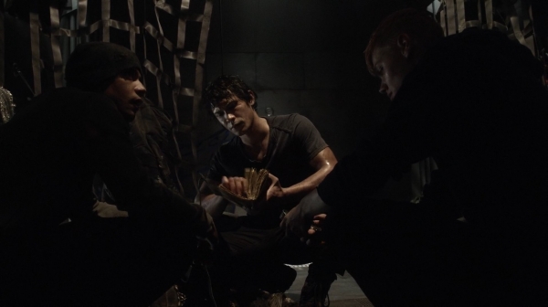 The 100 Season One Episode Seven Contents Under Pressure-955
