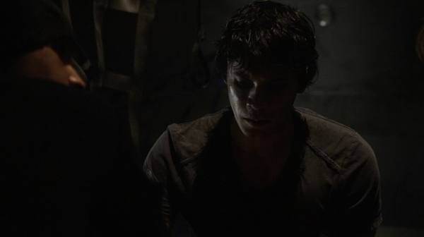 The 100 Season One Episode Seven Contents Under Pressure-940
