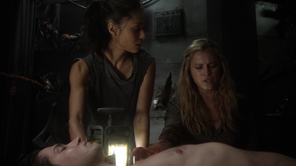 The 100 Season One Episode Seven Contents Under Pressure-912
