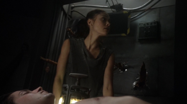 The 100 Season One Episode Seven Contents Under Pressure-899
