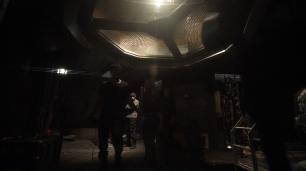 The 100 Season One Episode Seven Contents Under Pressure-877
