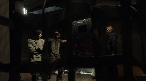 The 100 Season One Episode Seven Contents Under Pressure-872

