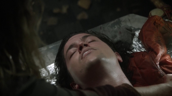 The 100 Season One Episode Seven Contents Under Pressure-716
