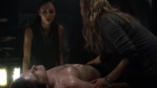 The 100 Season One Episode Seven Contents Under Pressure-714
