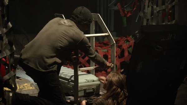 The 100 Season One Episode Seven Contents Under Pressure-682
