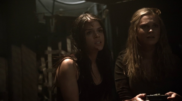 The 100 Season One Episode Seven Contents Under Pressure-664
