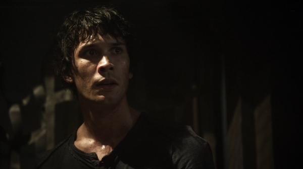 The 100 Season One Episode Seven Contents Under Pressure-658
