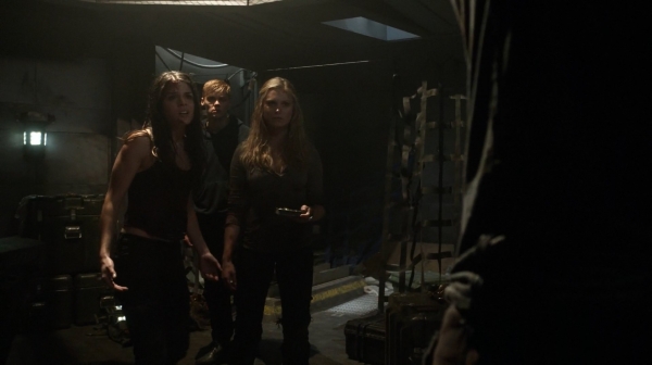 The 100 Season One Episode Seven Contents Under Pressure-639
