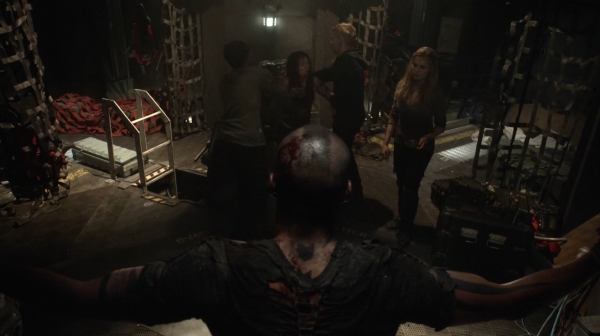 The 100 Season One Episode Seven Contents Under Pressure-638
