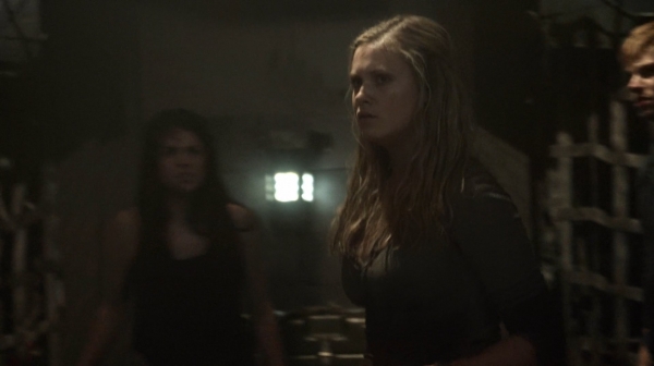 The 100 Season One Episode Seven Contents Under Pressure-629
