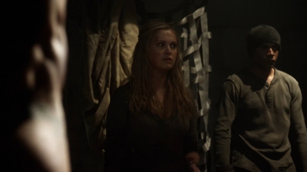 The 100 Season One Episode Seven Contents Under Pressure-619
