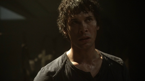 The 100 Season One Episode Seven Contents Under Pressure-439
