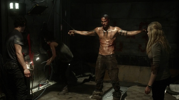 The 100 Season One Episode Seven Contents Under Pressure-416
