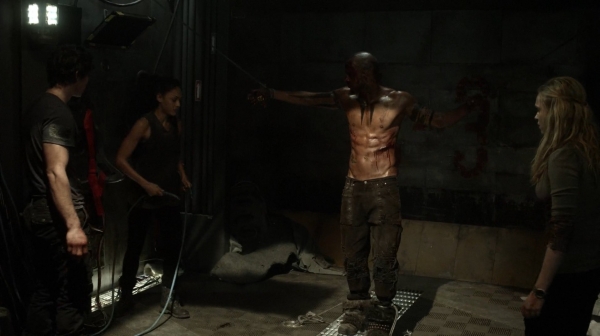 The 100 Season One Episode Seven Contents Under Pressure-415
