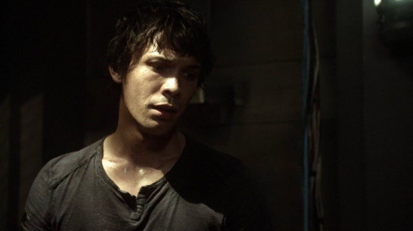 The 100 Season One Episode Seven Contents Under Pressure-387
