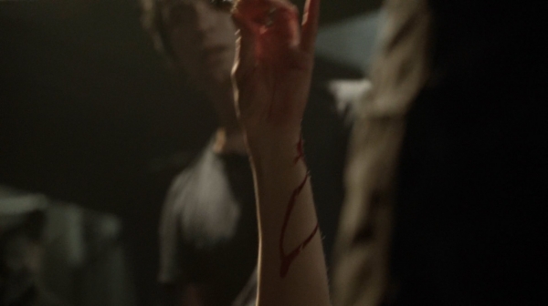 The 100 Season One Episode Seven Contents Under Pressure-384
