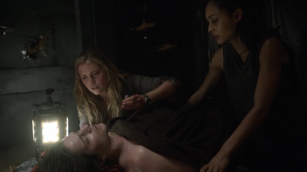 The 100 Season One Episode Seven Contents Under Pressure-361
