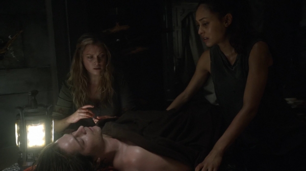The 100 Season One Episode Seven Contents Under Pressure-359
