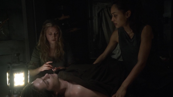 The 100 Season One Episode Seven Contents Under Pressure-358
