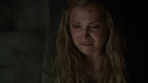 The 100 Season One Episode Seven Contents Under Pressure-345

