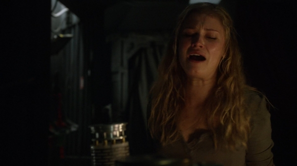 The 100 Season One Episode Seven Contents Under Pressure-278
