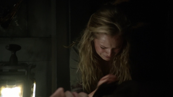 The 100 Season One Episode Seven Contents Under Pressure-271
